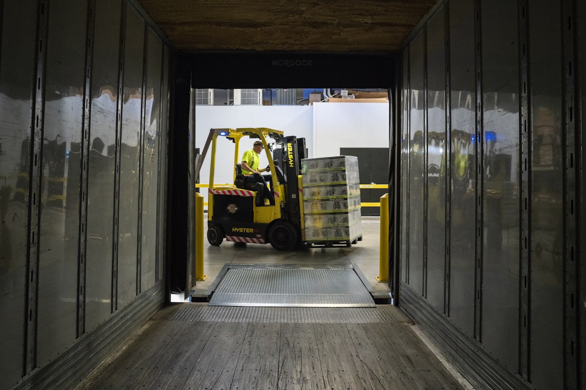 Forklift Operatör Belgesi ve G Sınıfı Ehliyet: Türkiye'de Yasal Şartlar Rehberi