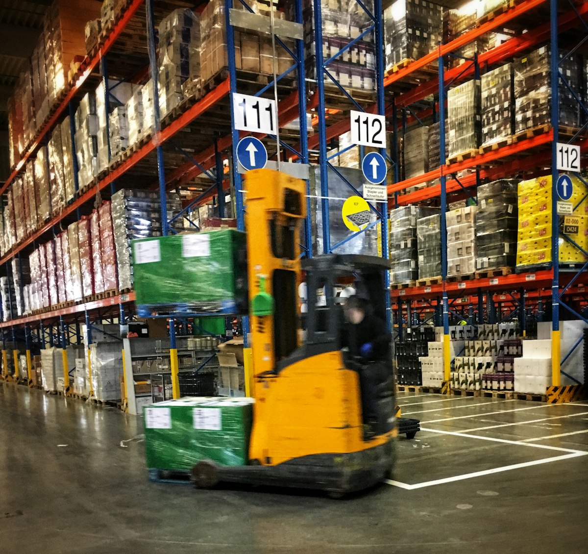 Forklift Tipleri ve Kullanım Alanları: Counterbalance, Reach Truck, Order Picker ve Daha Fazlası